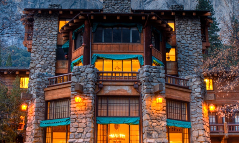 Ahwahnee Hotel in Yosemite National Park